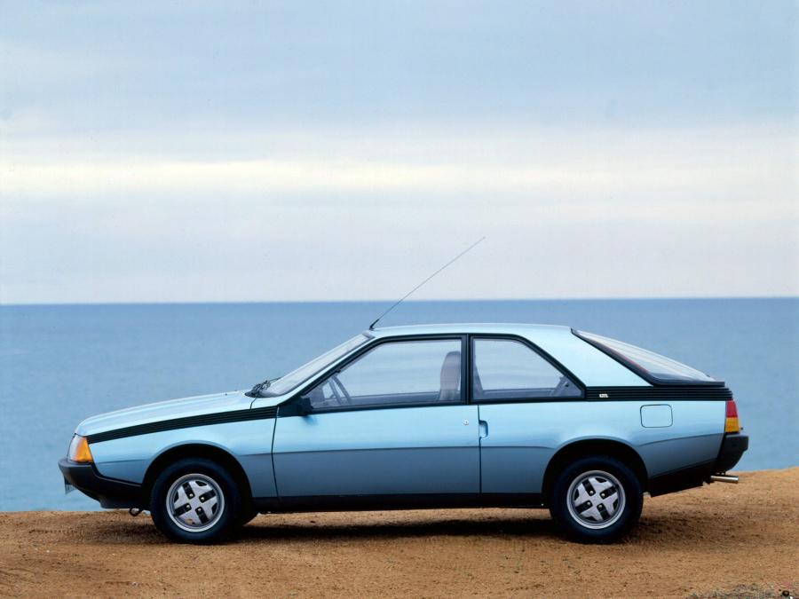  Renault Fuego 1980 года  (фото 5 из 12)